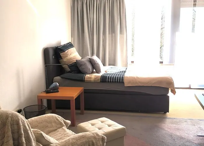 Sonniges Am Kurpark Mit Direktem Blick Auf Ebernburg Bad Kreuznach